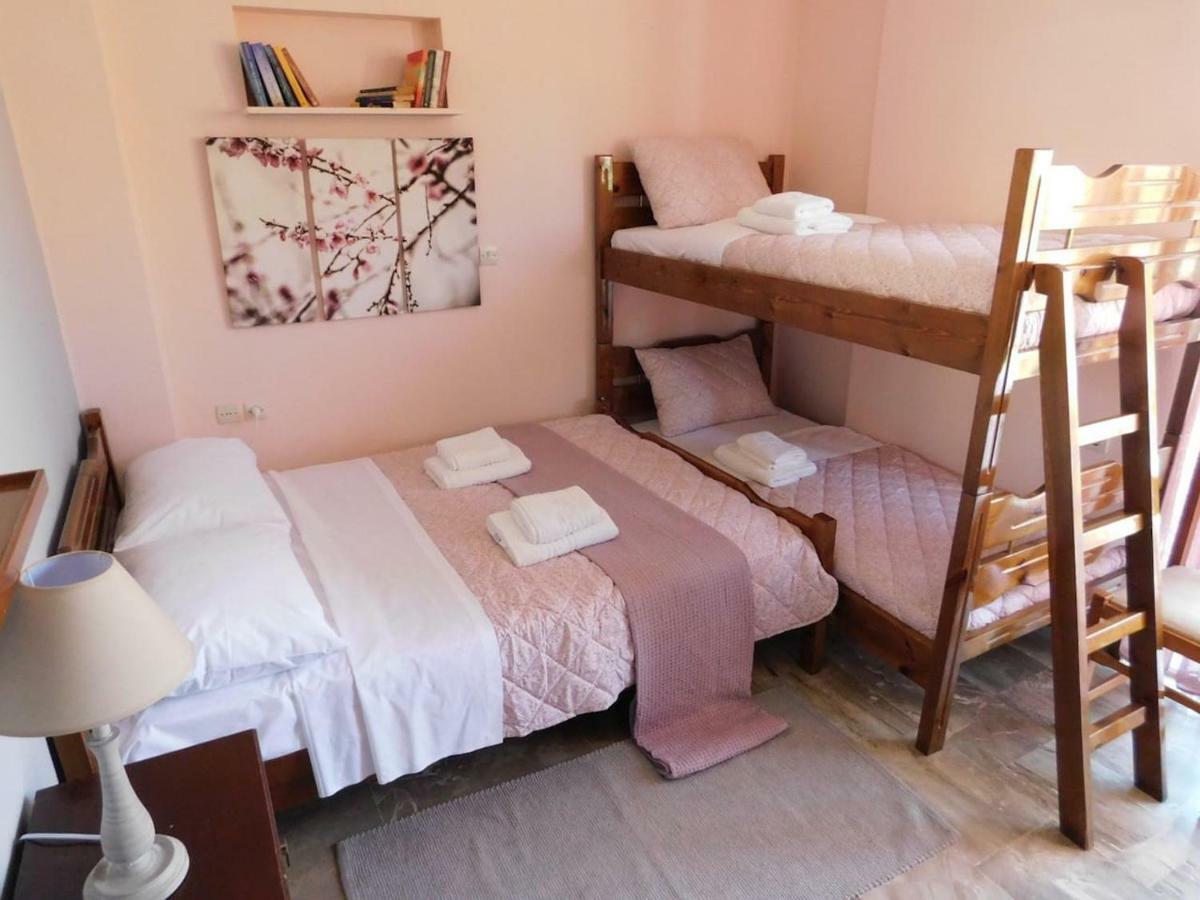 A Bright Home Away From Home Parálion Ástros Екстериор снимка
